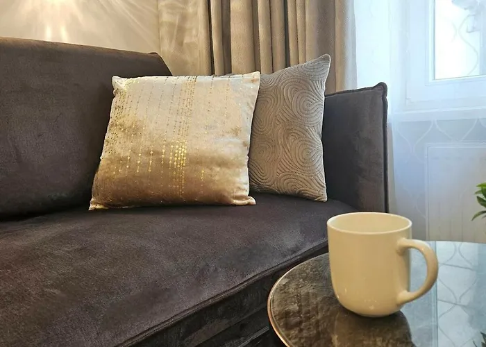 Old Town Cappuccino Charm Perfect Spot Apartment